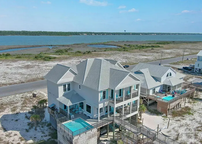 Coastal Comfort By Gsvr - Beachfront Luxury With Pool & Elevator - Free Activities And Golf