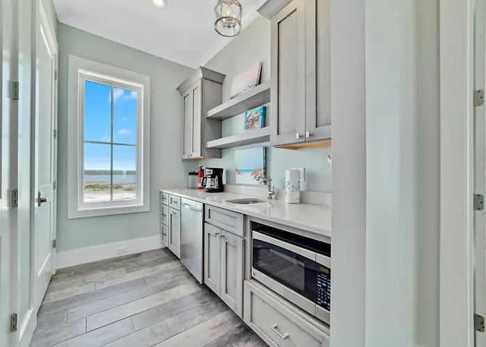 Coastal Comfort By Gsvr - Beachfront Luxury With Pool & Elevator - Free Activities And Golf Gulf Shores