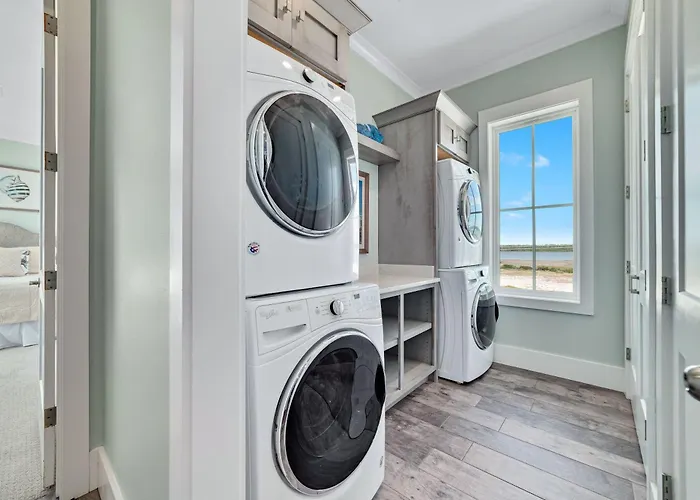 Coastal Comfort By Gsvr - Beachfront Luxury With Pool & Elevator - Free Activities And Golf Gulf Shores